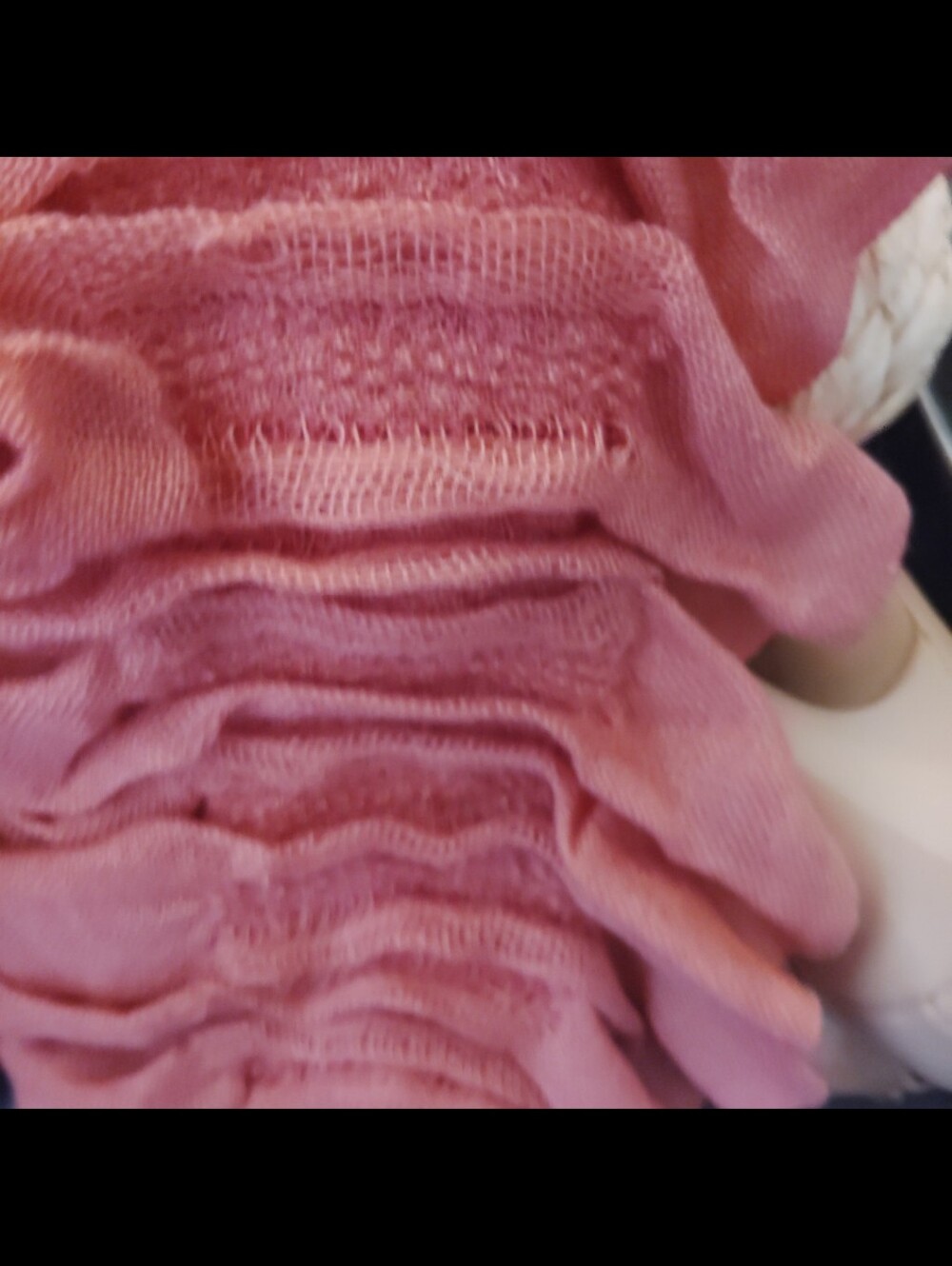 TALBOTS Rose Pink Ruffle Cashmere Wool Blended Scarf 🆕 - Picture 5 of 8